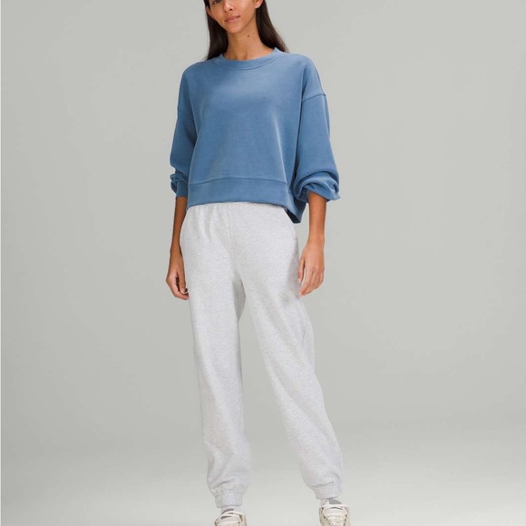Lululemon Perfectly Oversized Cropped Crew *Softstreme | Size 8 - Picture 2 of 6